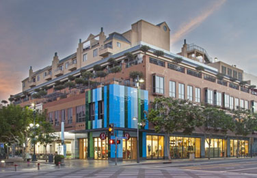 Arizona Avenue image